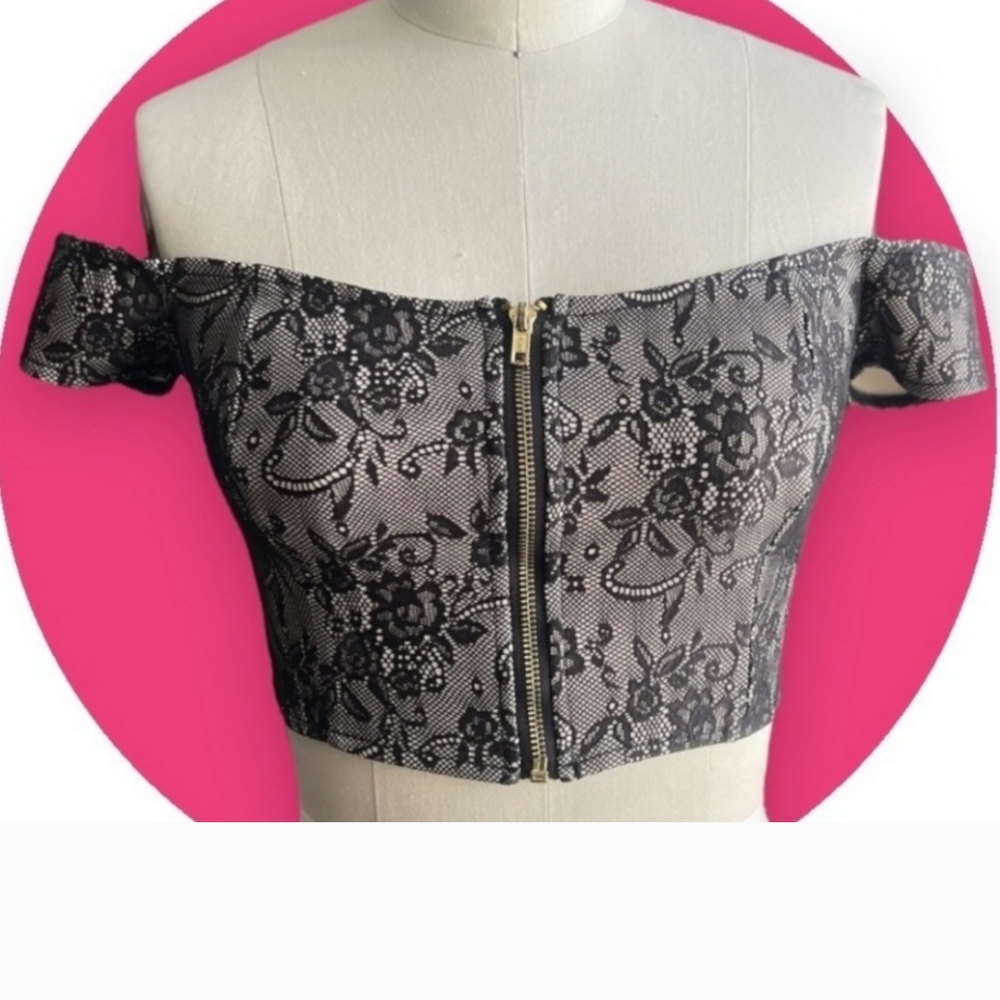 G by Guess Black and Nude Fitted Bustier Crop Top Size L NWOT